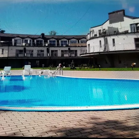 Romantyczny Happy 16 Basen & Kort Tenisowy, Ochrona 24 H - Dla Maksymalnie 6 Osob Appartement Pobierowo