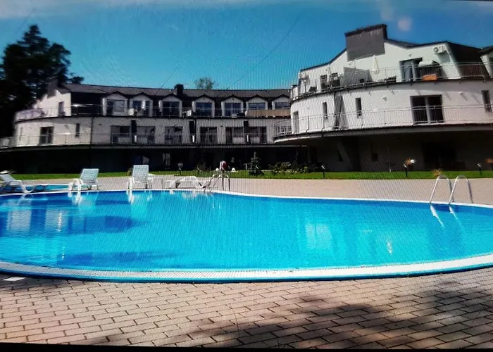 Romantyczny Happy 16 Basen & Kort Tenisowy, Ochrona 24 H - Dla Maksymalnie 6 Osob Lejlighed Pobierowo